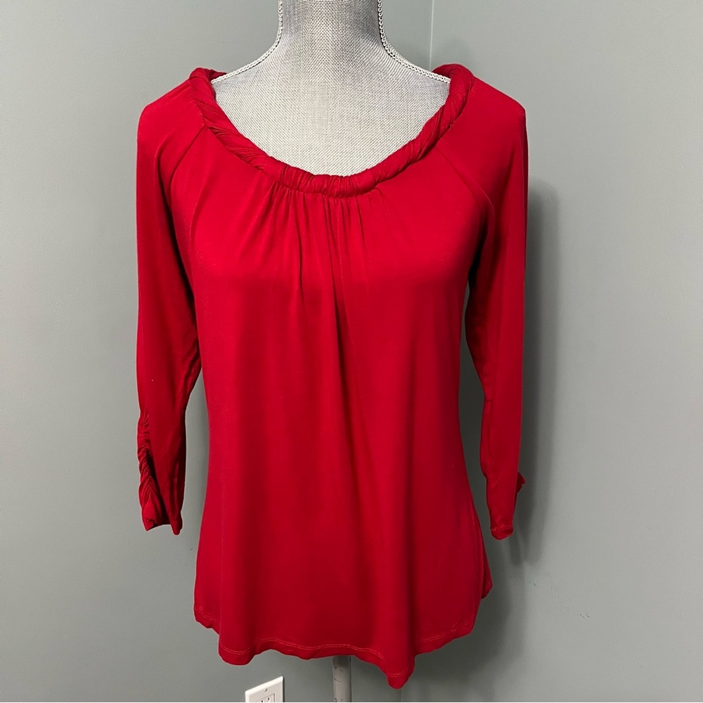 Cable & Gauge red blouse twist neck women’s size medium long sleeve shirt